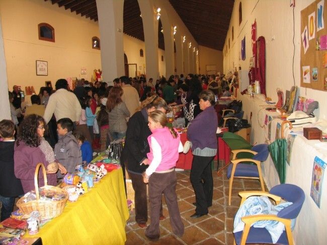 Los colectivos sociales de Almonte se vuelcan con el Mercadillo Navideño