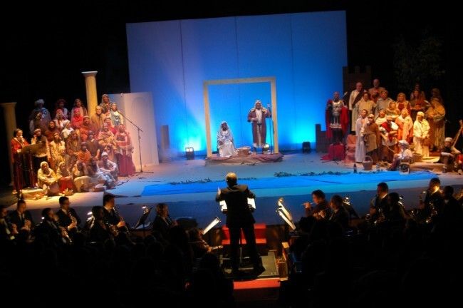 Unos 2.500 escolares disfrutan del Belén Musical