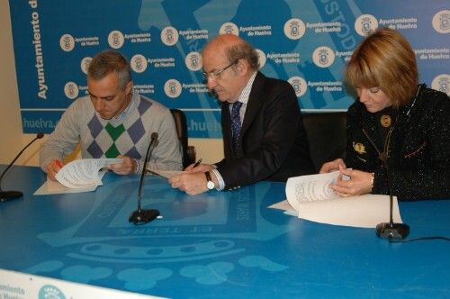 El Ayuntamiento renueva el convenio con Ansares para contribuir a la atención de personas con autismo