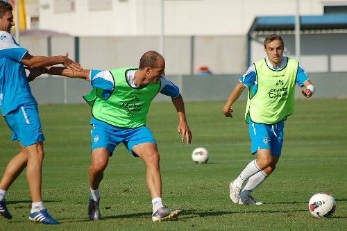 Héctor Font: 'Me están llamando clubes, pero no hay nada firme'