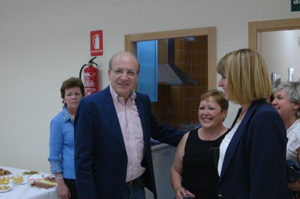 La Asociación de Cáncer de Mama 'Santa Águeda' disfruta de una nueva sede