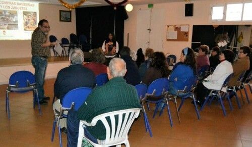 FACUA Huelva desarrolla una campaña sobre las compras típicas por Navidad, Año Nuevo y Reyes