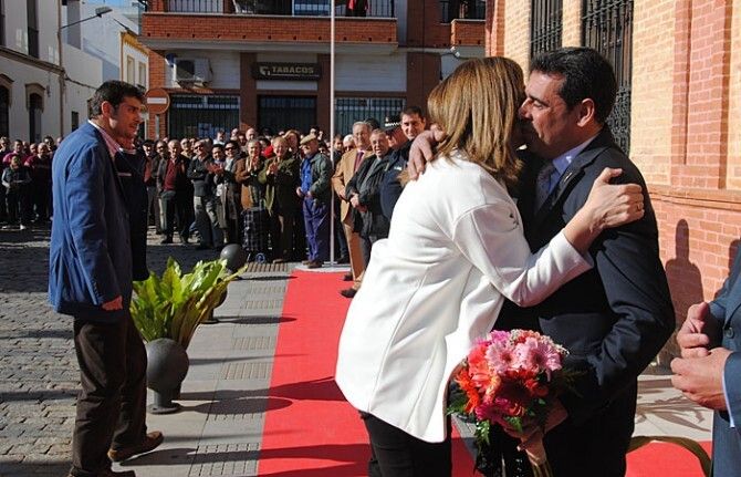 La ministra de Empleo se reencuentra con sus paisanos