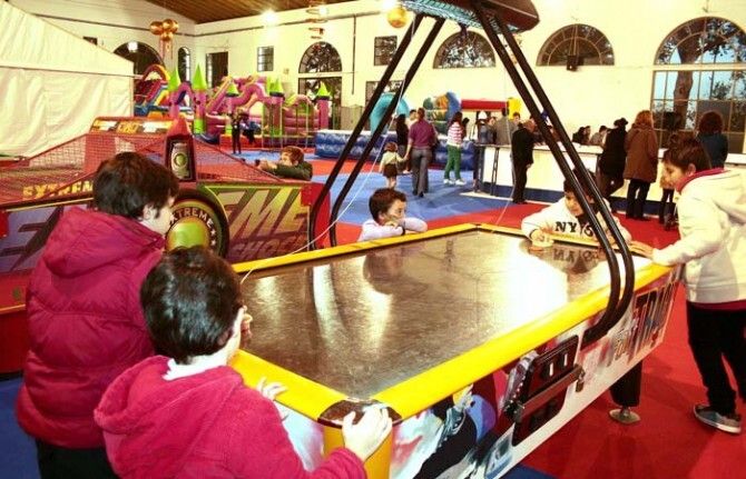 Más de 18.000 personas pasaron por la I Feria de la Navidad y el Ocio de Cartaya
