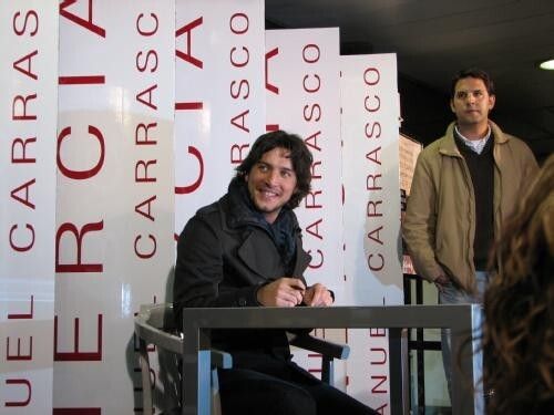 Manuel Carrasco firmará el lunes ejemplares de su nuevo disco