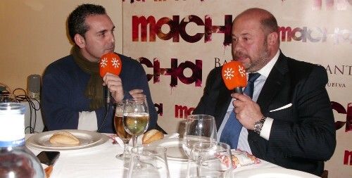 Comas: 'Si alguien critica y piensa que queremos especular renunciaríamos a crear la Ciudad Deportiva'