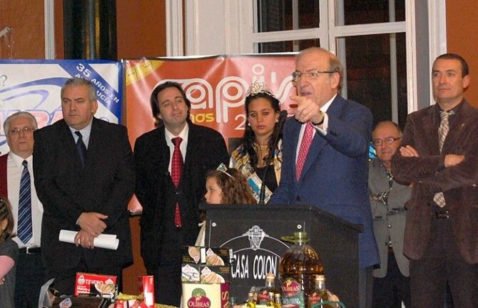 La coronación de las Choqueras y el pregón prologarán el viernes el Carnaval Colombino