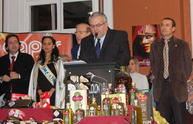 La coronación de las Choqueras y el pregón prologarán el viernes el Carnaval Colombino