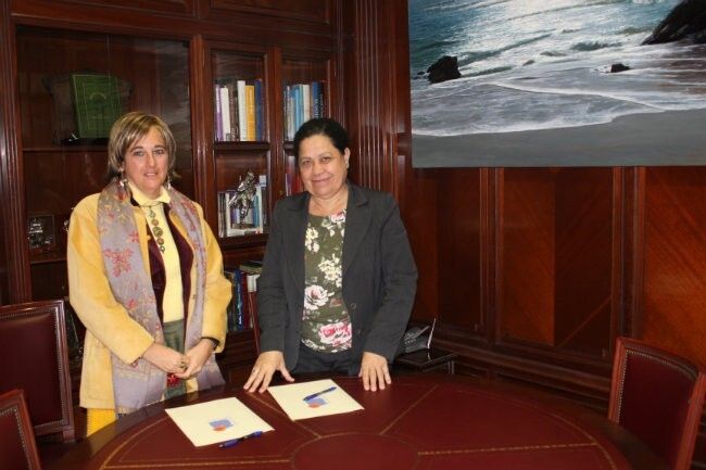 El Puerto de Huelva firma un convenio con Doñana 21 para promover el uso de las energías renovables