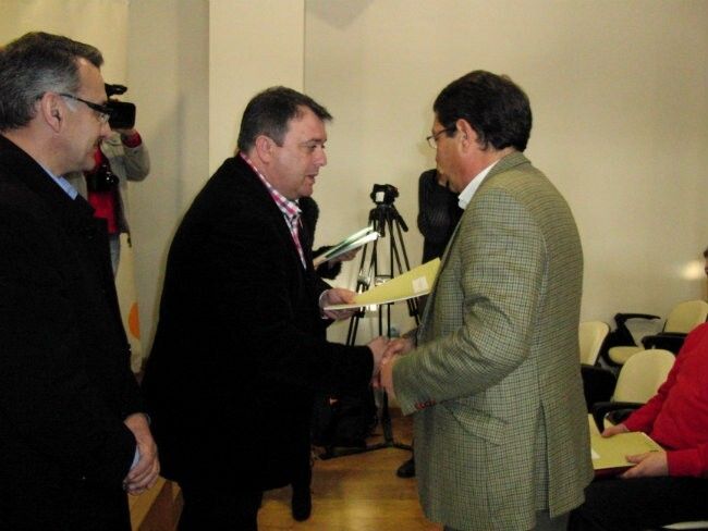 La Junta de Andalucía especializará a 66 vecinos del Condado con cuatro talleres de Empleo