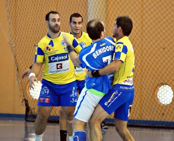 El PAN Moguer acude con la defensa mermada al choque con Benidorm