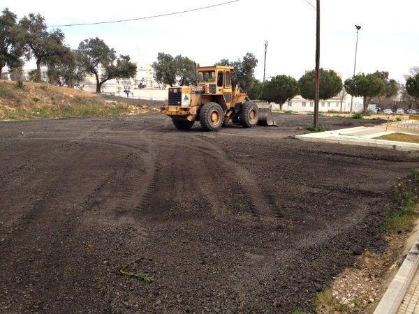 El Ayuntamiento acondiciona un solar en La Orden como aparcamiento para más de 100 vehículos