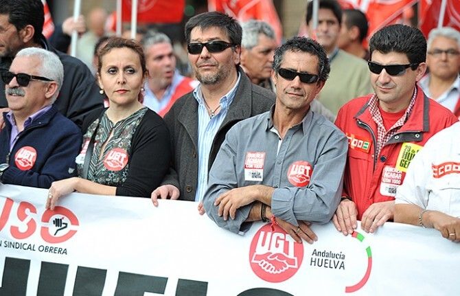 La izquierda se echa a la calle contra la reforma laboral