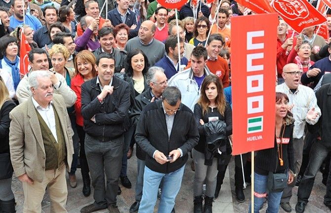 La izquierda se echa a la calle contra la reforma laboral
