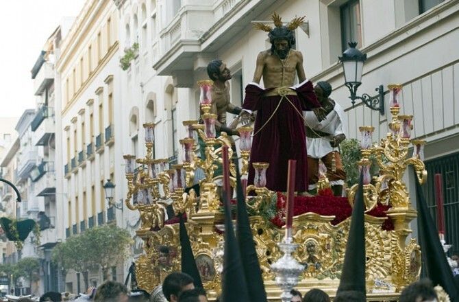 La incertidumbre del cielo marcará el Domingo de Ramos