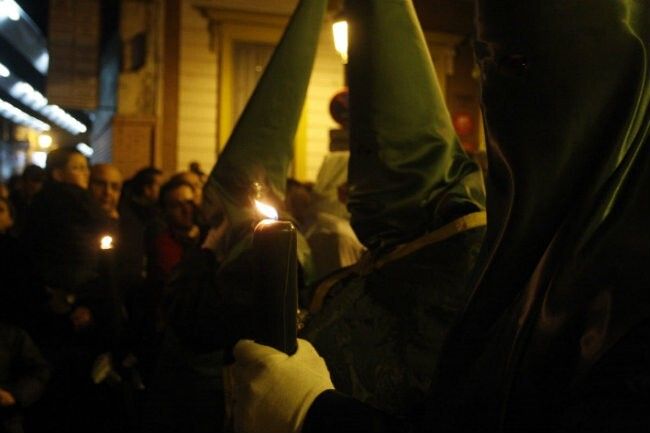 Vera Cruz y Oración, elegancia y tradición cofrade