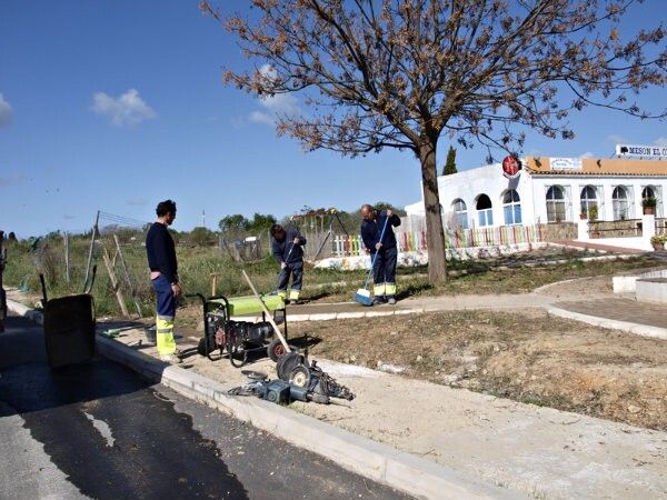 El Ayuntamiento de Aljaraque acondiciona la zona de Fuente Juncal