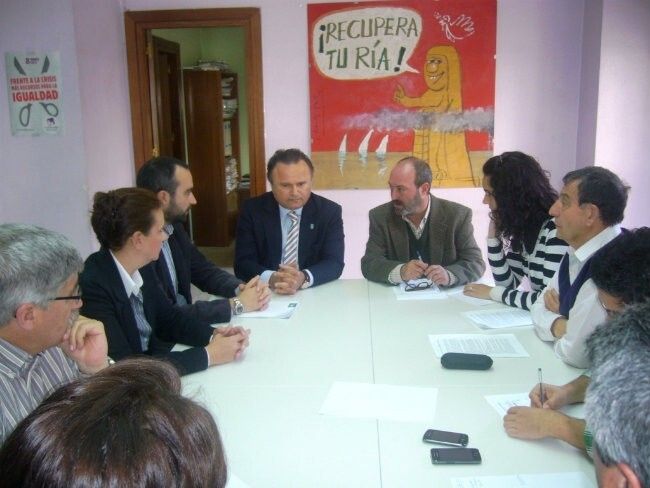 Izquierda Unida mantiene un encuentro con la dirección de Emed Tartessus