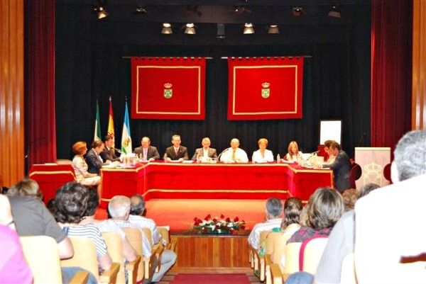 El Ayuntamiento de Bonares aprueba la liquidación presupuestaria de 2011 con un superávit de 32.174 euros