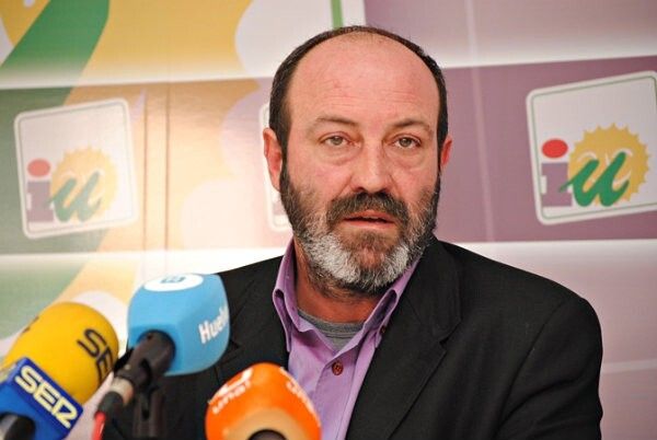 IU rechaza la voluntad de Urbanismo de conceder la licencia de obras a Fertinagro por 'incumplir el PGOU'