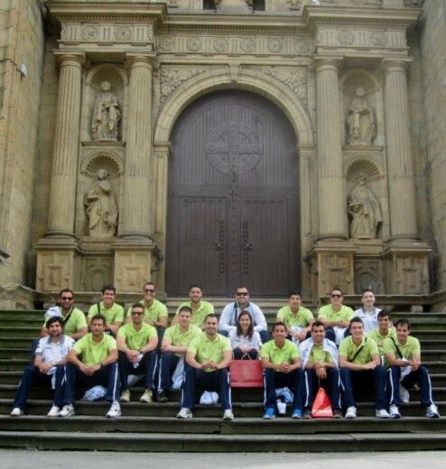 Alcanzar la cima tras haber regresado al pie de la montaña