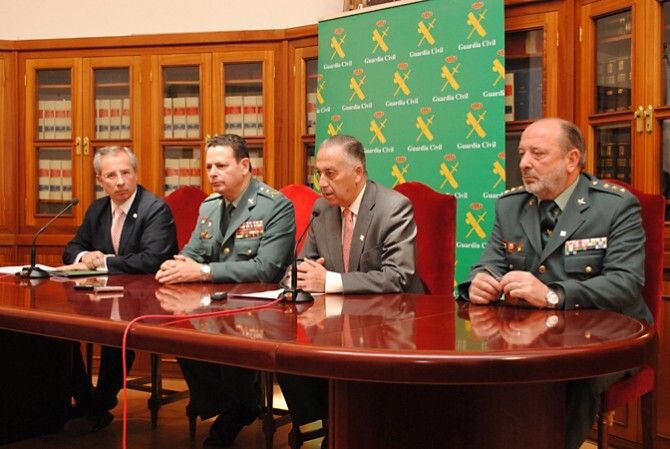 Más de 2.600 guardias civiles, un 5% menos que en 2011, ejercerán más de 40.000 horas de servicio en el Plan Romero