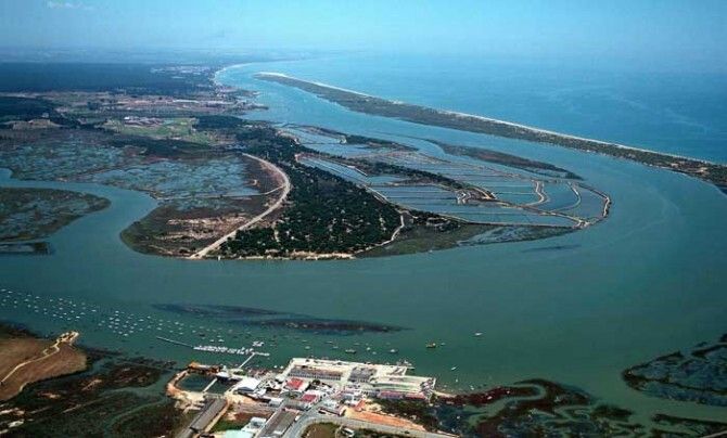 Capitanía Marítima pide precaución a los navegantes en el canal de acceso al río Piedras