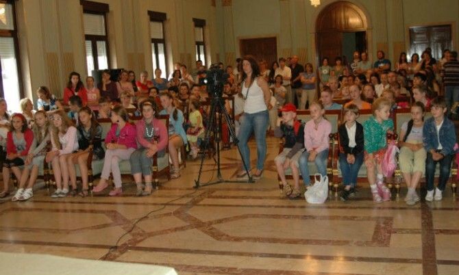 Huelva recibe a los 50 niños bielorrusos que participarán en el programa de salud organizado por asociación ASNIA