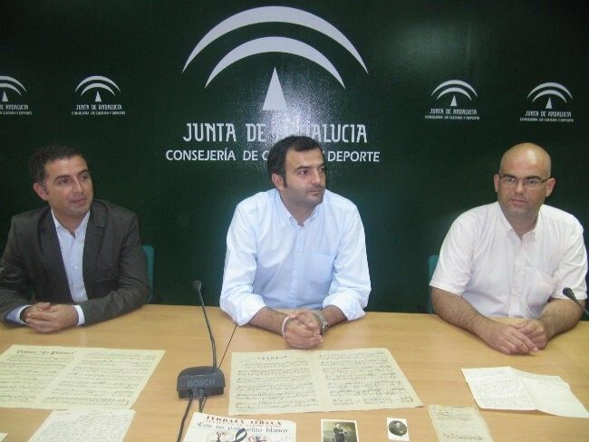 El Archivo Histórico Provincial recibe documentos del moguereño Xandro Valerio