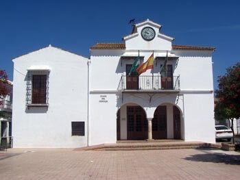 El alcalde de La Redondela califica de “ataque al Estado democrático' las medidas del Gobierno