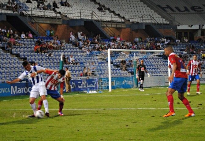 El Decano accede a la final de su trofeo por penaltis (8-7)