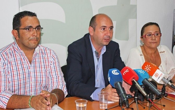 El PSOE alerta de que si no se prorroga la ayuda de 400 euros 'estarán en la calle más de 7.000 desempleados onubenses'