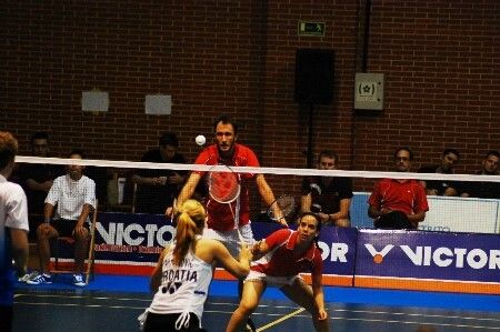 Bronce para Haideé Ojeda y Carlos Longo, y Carolina Marín pasa a la final en Madrid