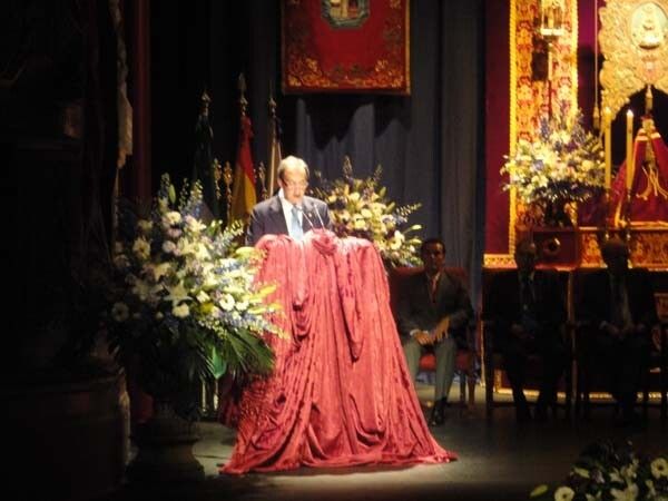 Canto poético a los valores sencillos