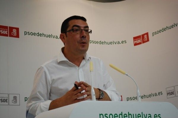 El PSOE da un rechazo 'absoluto' a la decisión del PP de acabar con las entidades locales