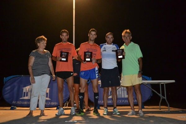 Adrián Andivia gana la I Carrera Solidaria Nocturna ‘Playas de Punta Umbría’