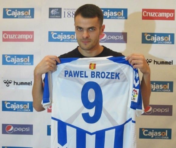 Brozek, Pardo y Marcos Navas podrían debutar en Hinojos