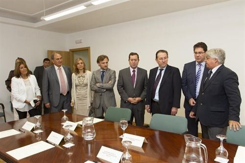Los jueces de Huelva tomarán medidas de presión si no se retira la reforma del Gobierno