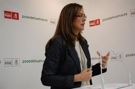 El PSOE pide a Báñez planes de empleo como el de San Juan para toda la provincia