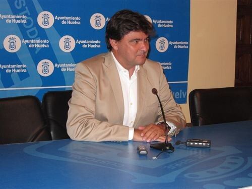 Más de 500 militantes elegirán este jueves al nuevo secretario general del PSOE local en la capital