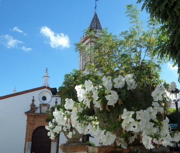 Cortelazor conmemora este sábado el 50º aniversario de la restauración de la actual ermita de la Coronada