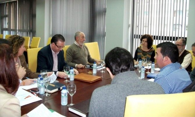 La Junta destinará 623.000 euros del Plan de Choque a rehabilitar viviendas en 10 municipios