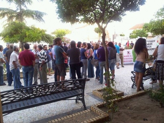 Los laborales de Aljaraque aceptarían una nueva bajada de sueldo si quedase como deuda reconocida para el futuro