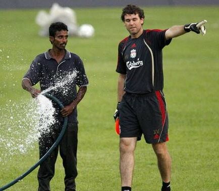 Xavi Valero, un intelectual del fútbol que ayuda a Rafa Benítez en el Chelsea