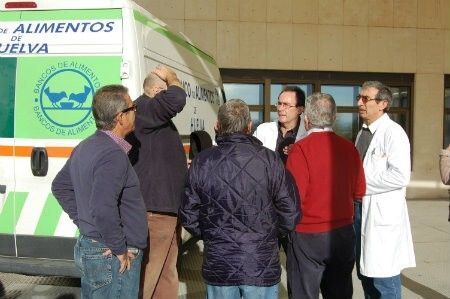 CCOO y UGT recogen 2.000 kilos de alimentos en los hospitales