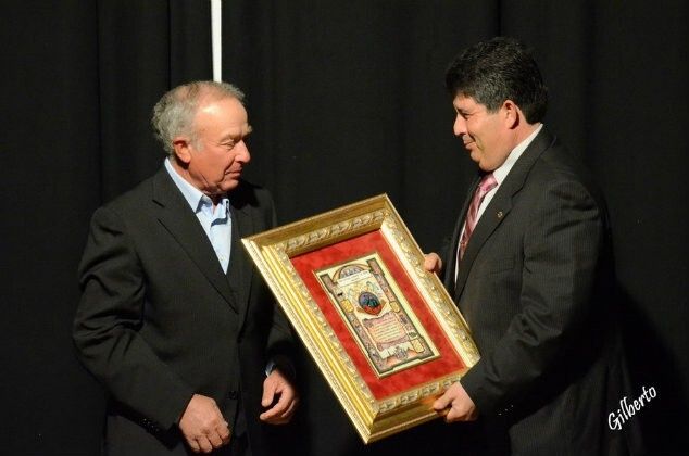 La Peña Taurina 'La Divisa' rinde un emotivo homenaje a Pepe Escobar