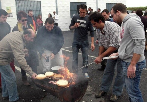 Masivo flujo de asistentes a la ‘Fiesta del Mosto’