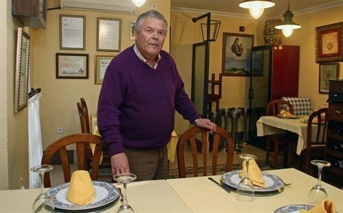 Patrocinio Mora reparte en Nochebuena más comida entre inmigrantes y seguirá así 'mientras tenga fuerzas'
