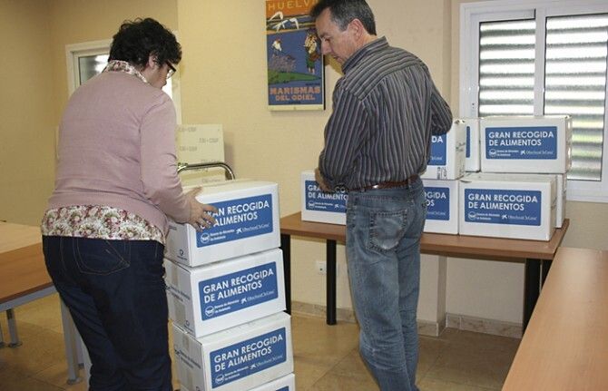 CSI-F entrega 250 kilos de ayuda al Banco de Alimentos