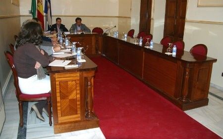 El alcalde de San Juan dice que el PSOE abandonó el pleno por una “pataleta irresponsable”